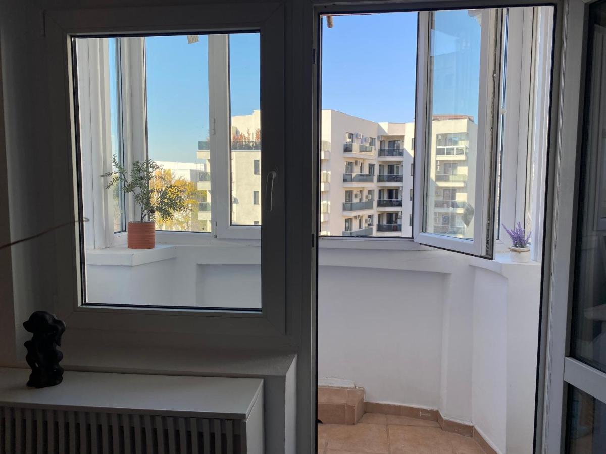 Evan Cozy Flat With Balcony & Parking, 13 September Бухарест Экстерьер фото